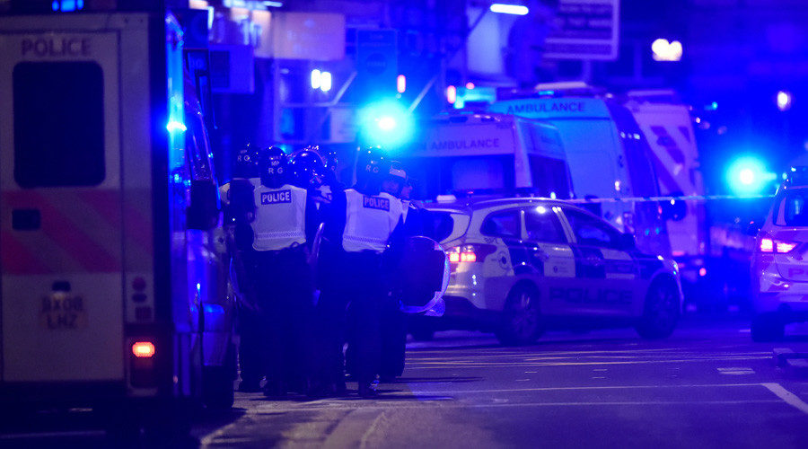 Click to enlarge Police attend to an incident on London Bridge in London, Britain, June 3, 2017