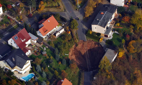 Click to enlarge sinkhole