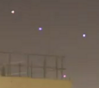 Click to enlarge ufo, singpore,11-14-2010