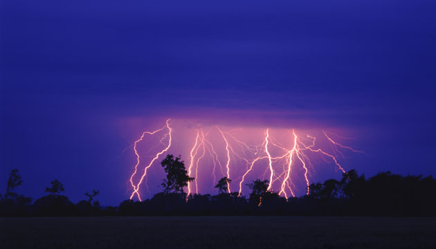 Click to enlarge lightning