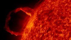Solar erruption
