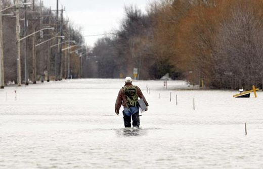 Click to enlarge Winnipeg flood