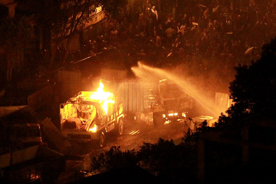 Click to enlarge egypt protests
