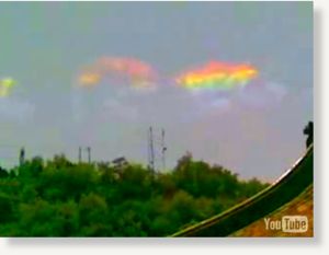 Click to enlarge Earthquake Lights