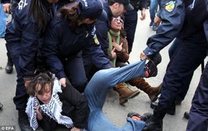 Algerian protesters2