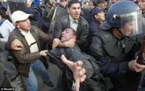 Click to enlarge Algerian protesters3