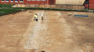 Click to enlarge Roman Fort Neath School