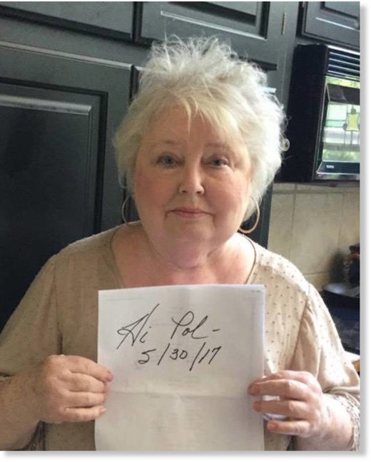 Linda Ives reaches out to /pol/