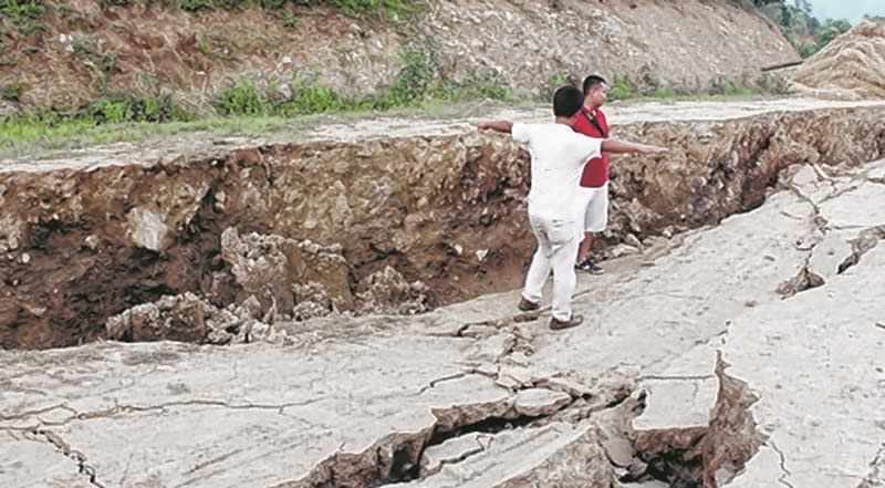Manipur earth crack