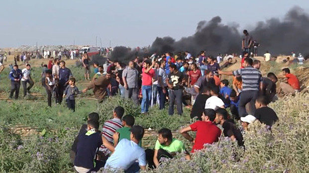 Palestinians rioters
