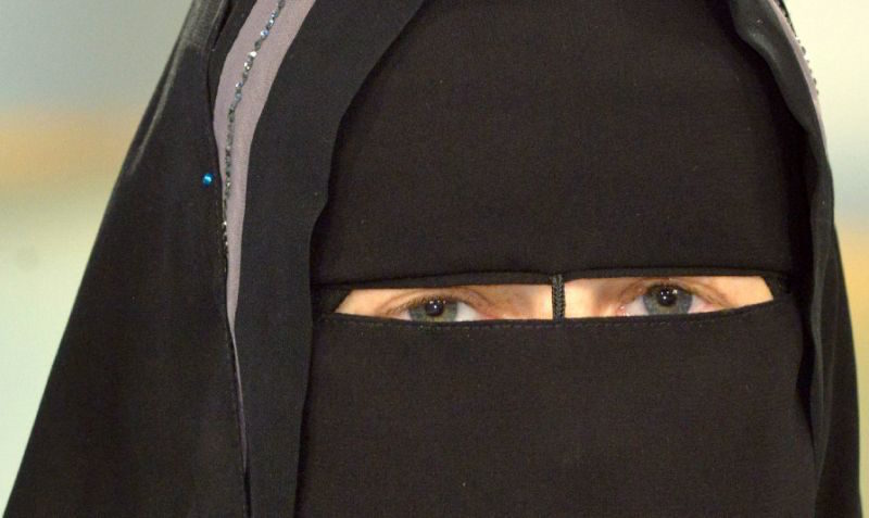 ban the Muslim full-face veil 