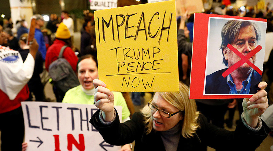 anti-Trump protesters