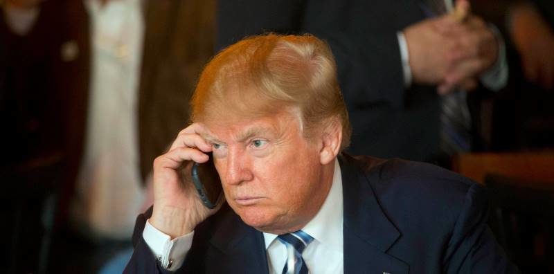 trump cell phone