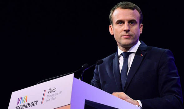 Macron 1