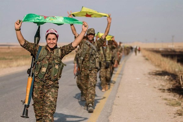 Click to enlarge Syrian Kurd fighers