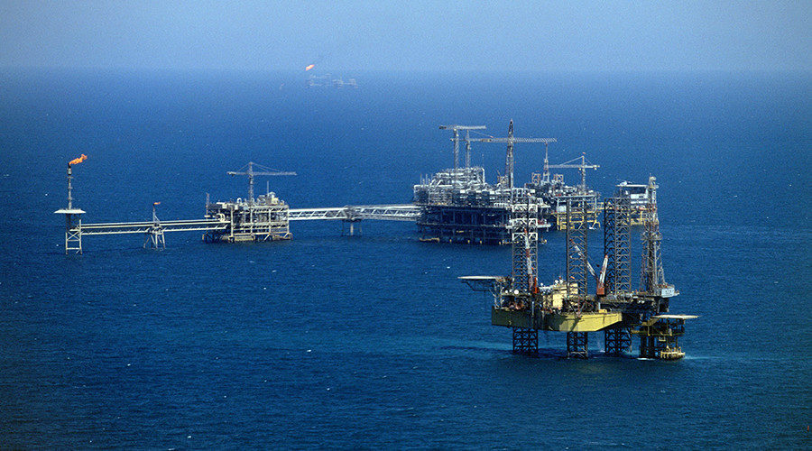General View of the Saudi offshore oil rig 'Marjan 2'