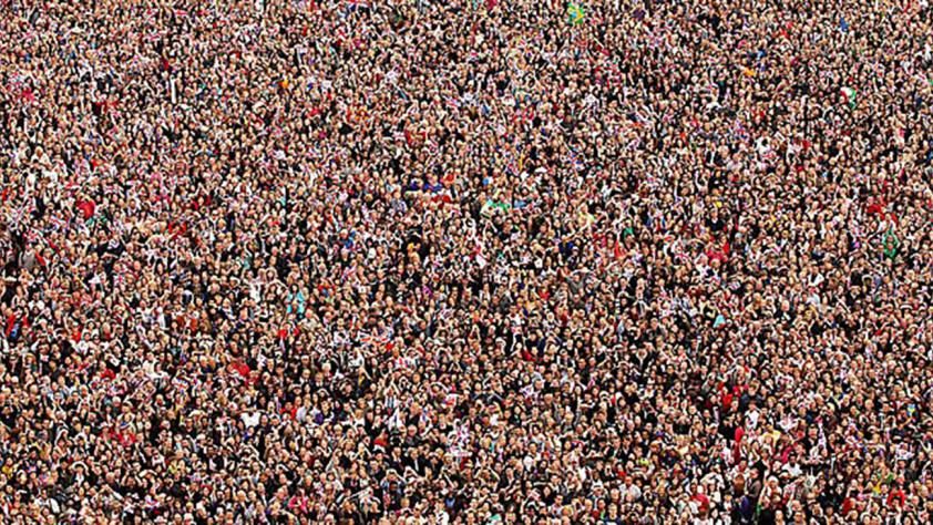 world population crowd