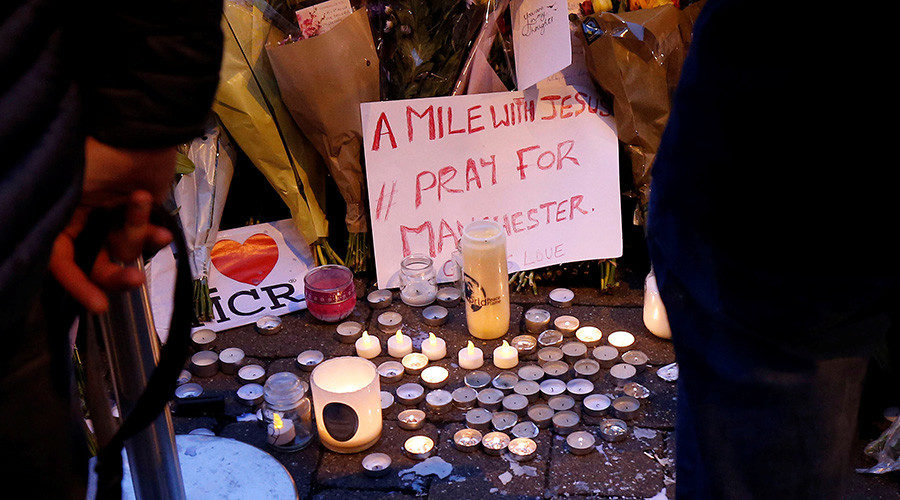 Click to enlarge Manchester victims tribute