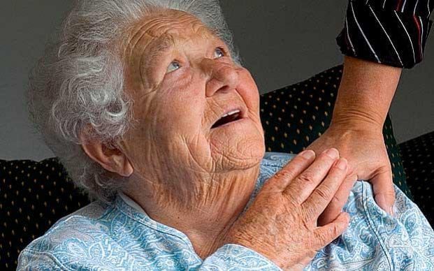 Click to enlarge touch reduces pain, holding hands reduces pain