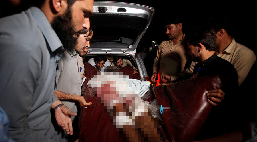Click to enlarge Pakistan blast victim