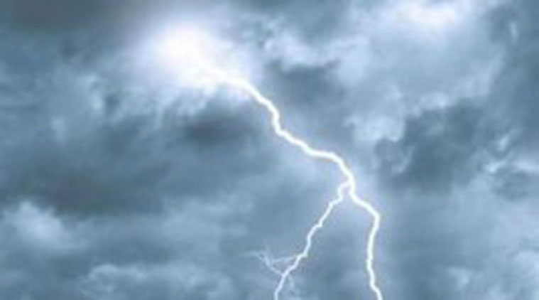 Click to enlarge lightning