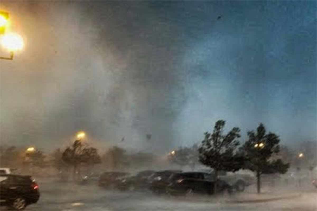 Click to enlarge tornado in Howell, NJ