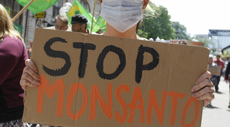 Stop Monsanto protestor