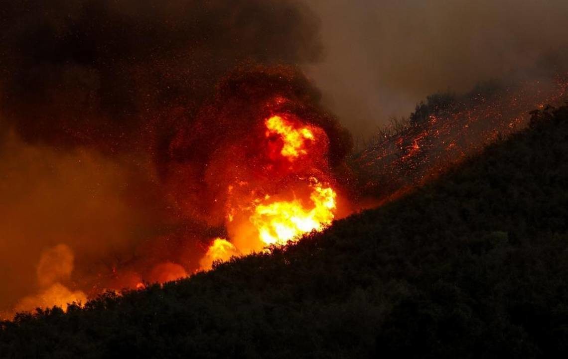 Park Hill Fire CA 6 2017