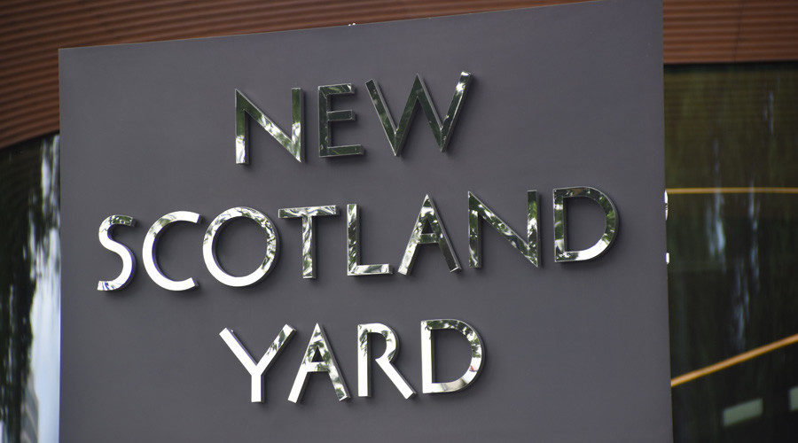 New Scotland Yard sign