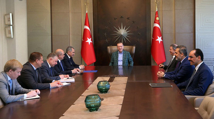 Click to enlarge Meeting at Tarabya Presidential Residence in Istanbul