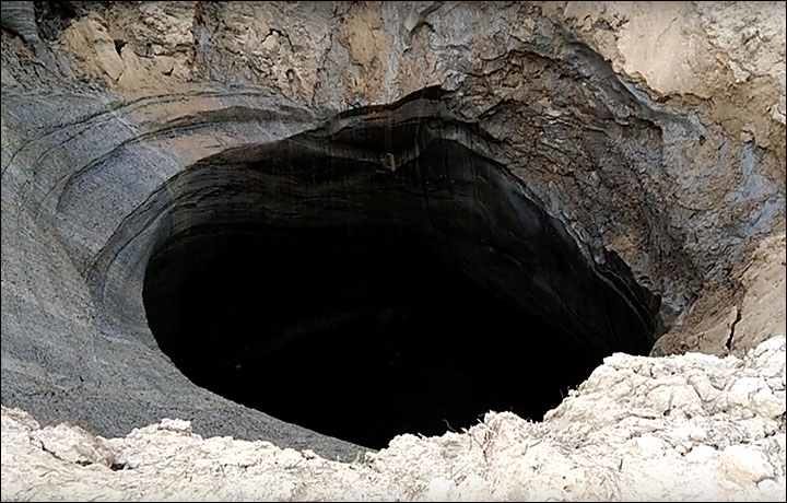 Click to enlarge New crater on Yamal peninsular