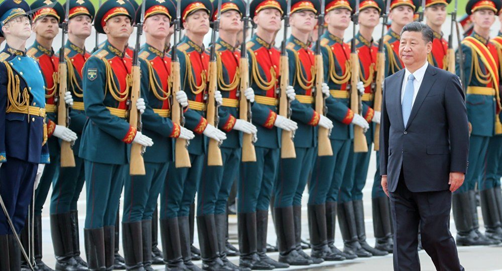 Click to enlarge Chinese President Xi Jinping arrives in Moscow