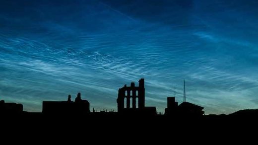 Tynemouth noctilucent clouds