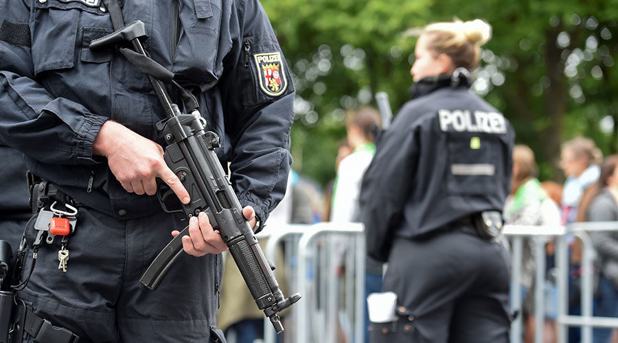 Click to enlarge German police