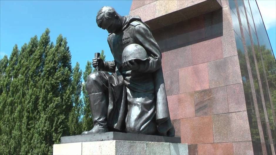 Soviet war memorial in Poland