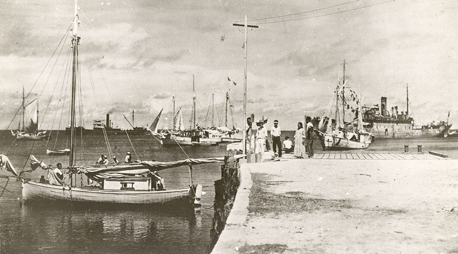 Amelia Earhart photo