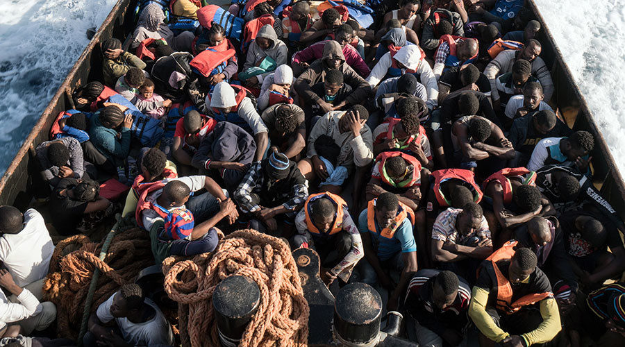 migrants