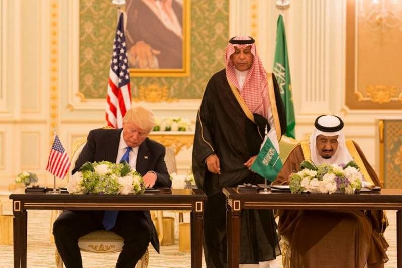 Click to enlarge US Saudi Arabia Trump