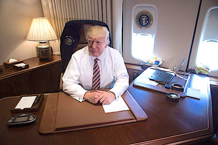 Click to enlarge Trump AF1