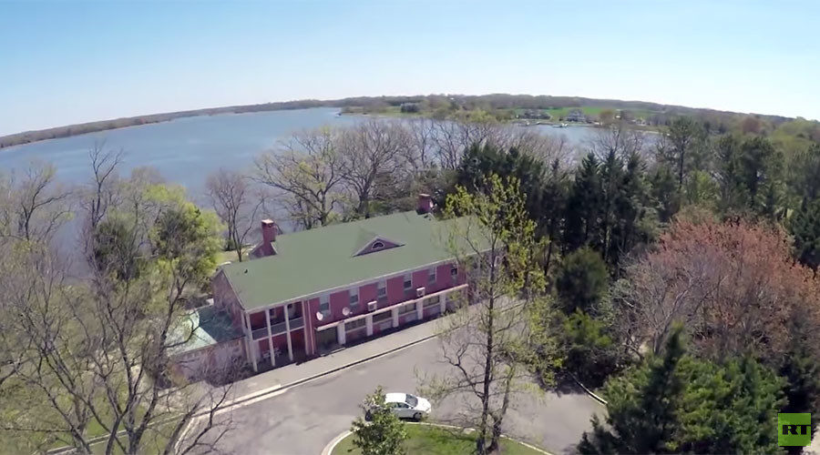 Click to enlarge Russian diplomatic compound in US
