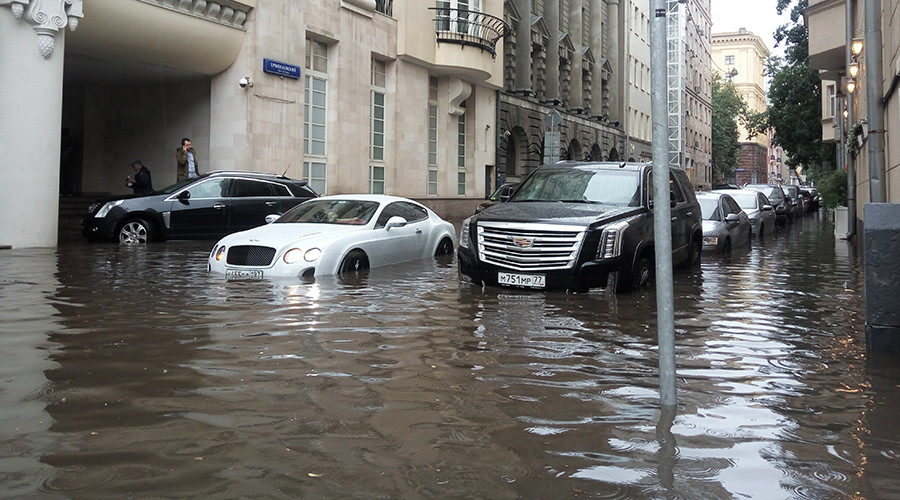 Heavy rainfall in Moscow