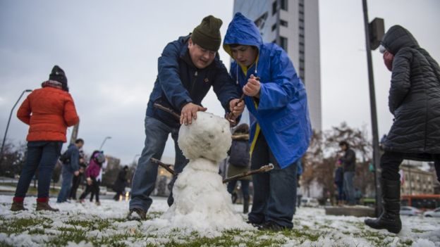 Santiago snow