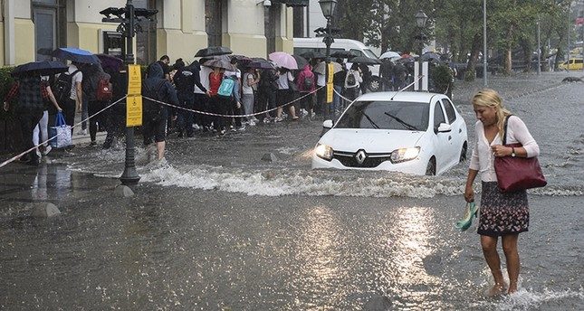 Click to enlarge Istanbul flood