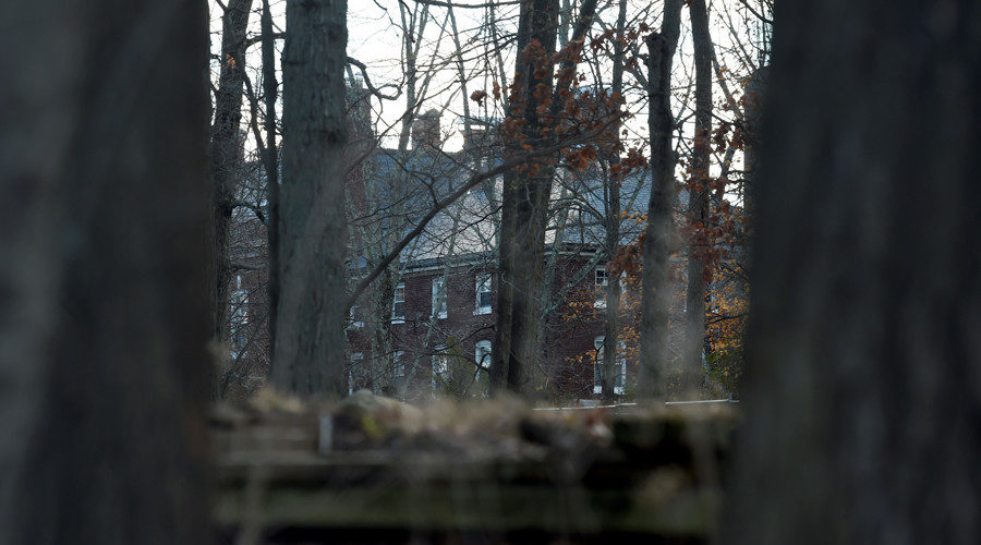 Click to enlarge Russian compound in New York