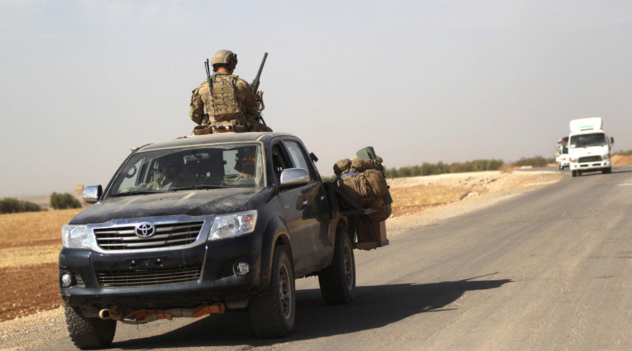 Click to enlarge U.S. soldiers