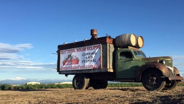 Click to enlarge eclipse truck