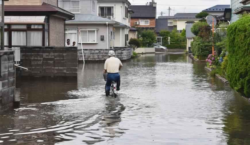 Click to enlarge Floods in Akita, Japan