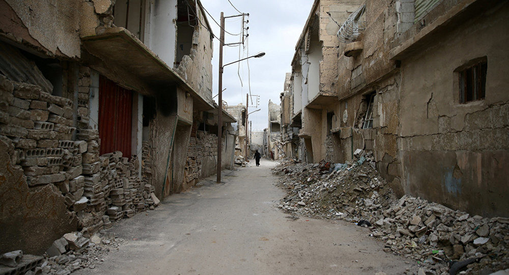 Click to enlarge Damaged Damascus buildings