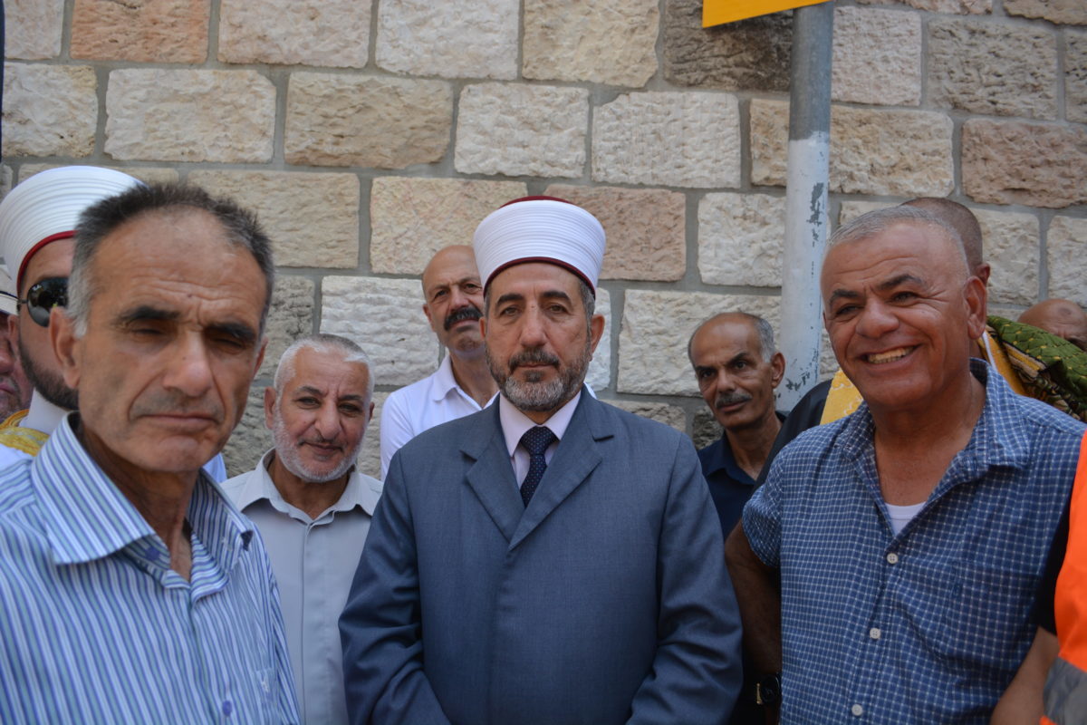 Click to enlarge Sheikh Mustafa Tawil