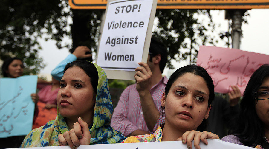 Pakistani women protest violence against women